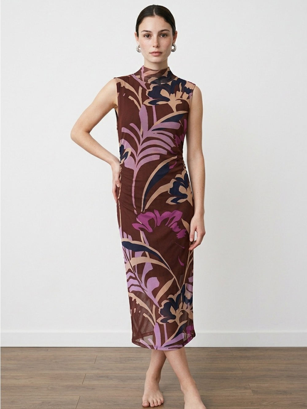 Sanctuary Sleeveless Floral Midi Dress in Brown and Purple